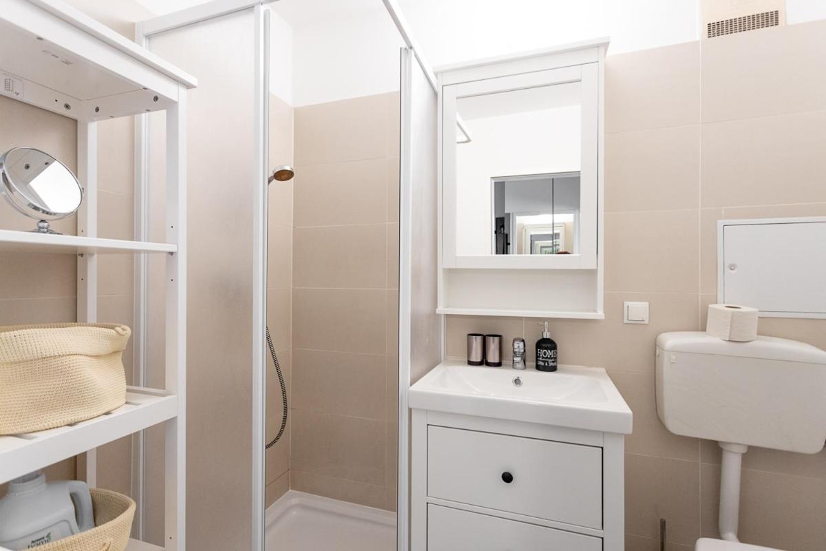New Shalalaliving Vienna - Lovenest Or Workspace Near Schoenbrunn Bg 외부 사진